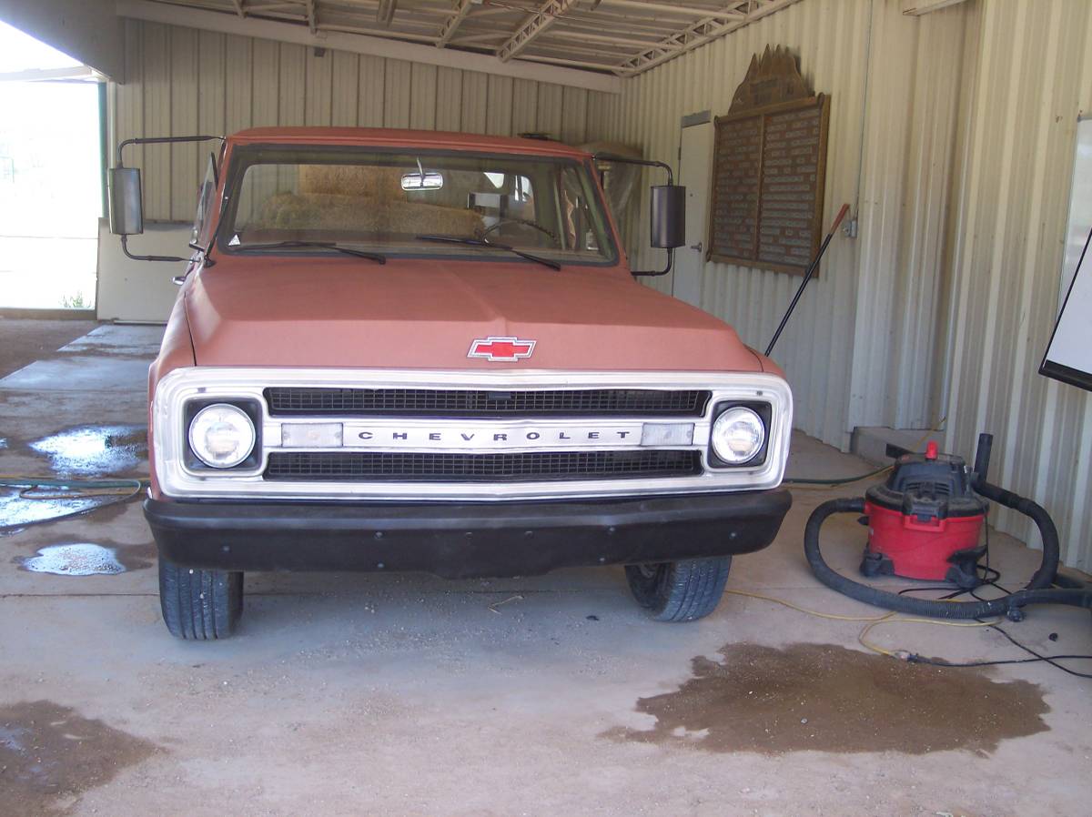 Chev-c20-1970-brown-3