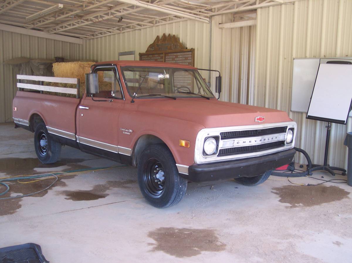 Chev-c20-1970-brown-9