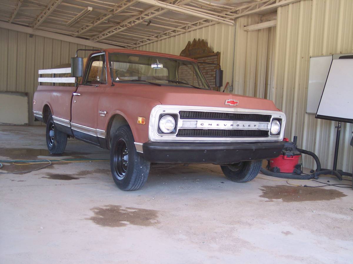 Chev-c20-1970-brown