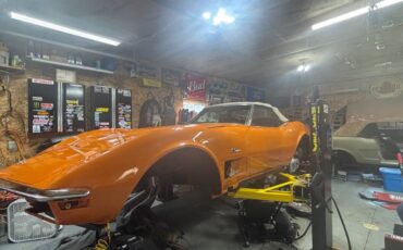 Chev-corvette-1971-orange-2