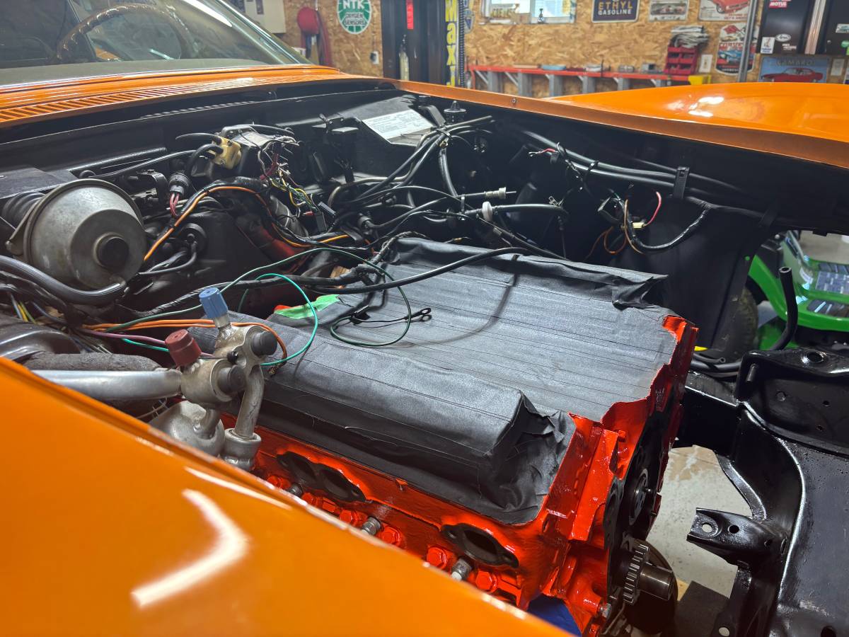 Chev-corvette-1971-orange-7