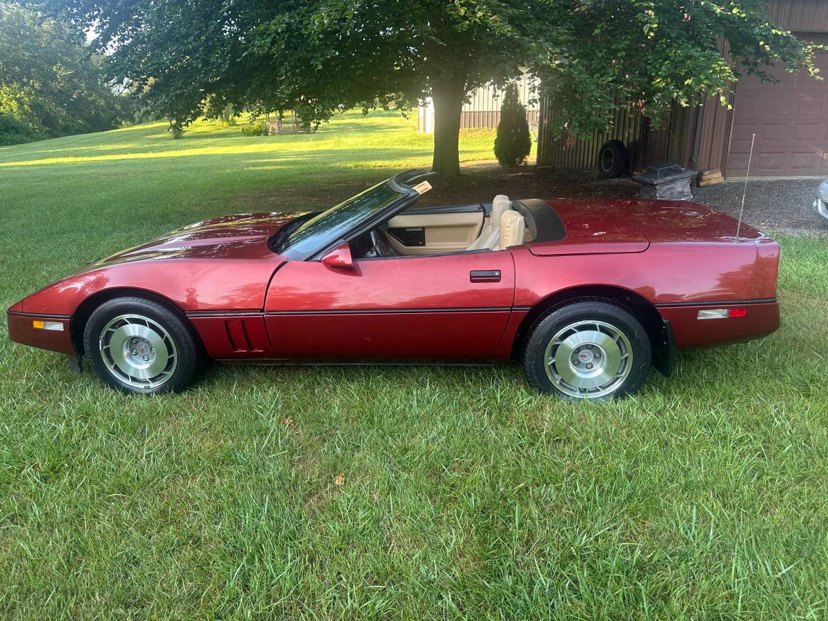 Chev-corvette-1987-red