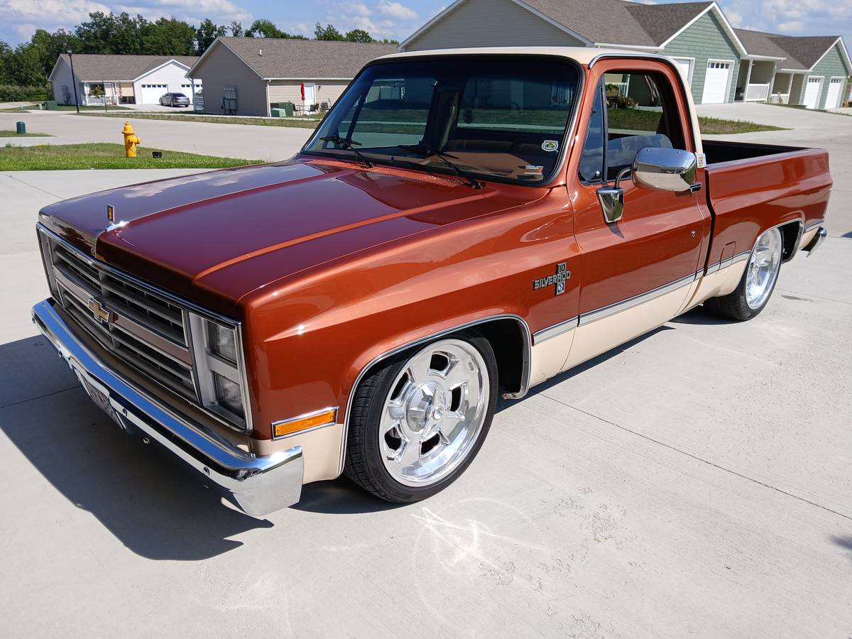 Chev-silverado-r10-1987-custom-10