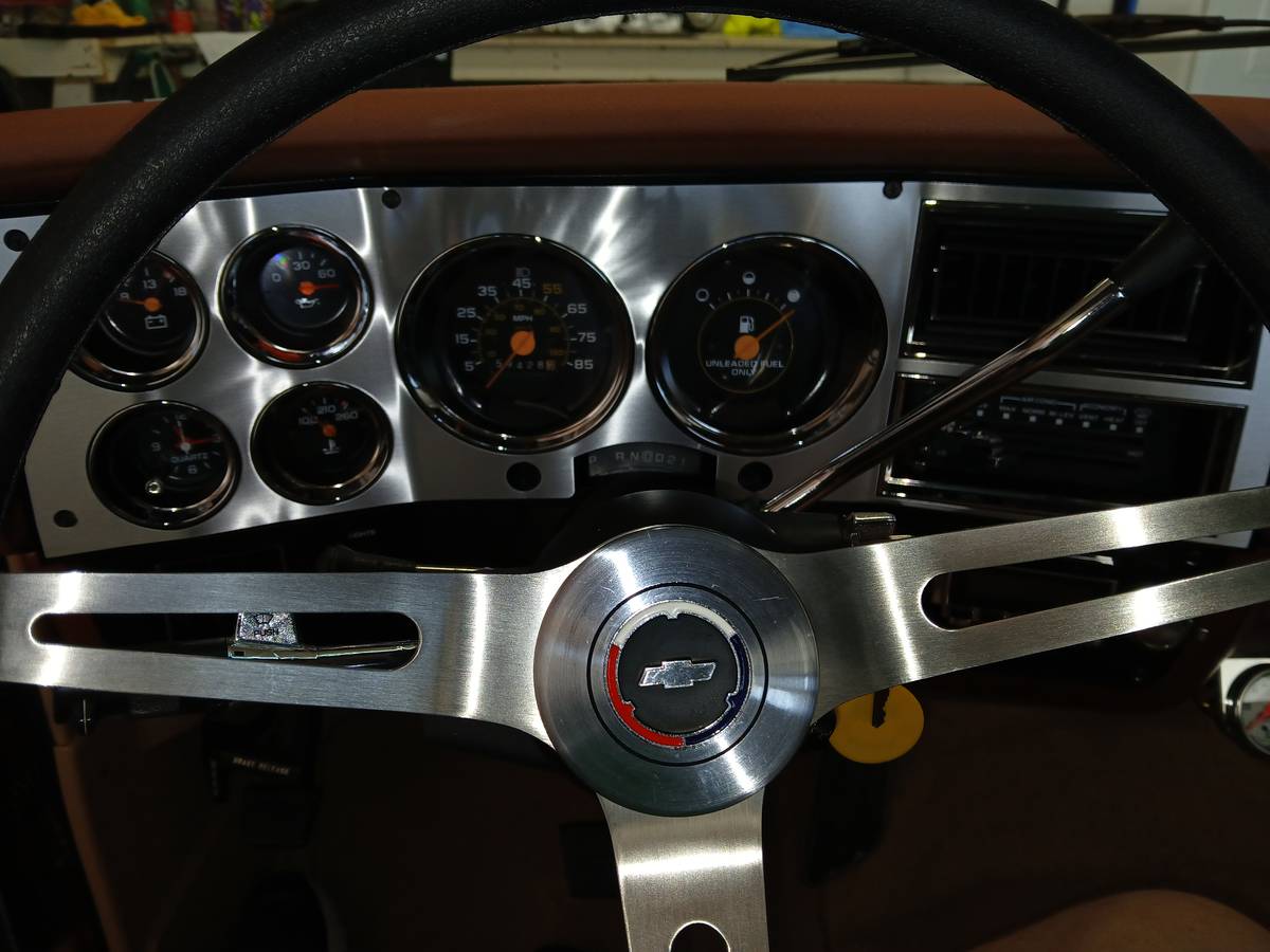 Chev-silverado-r10-1987-custom-3