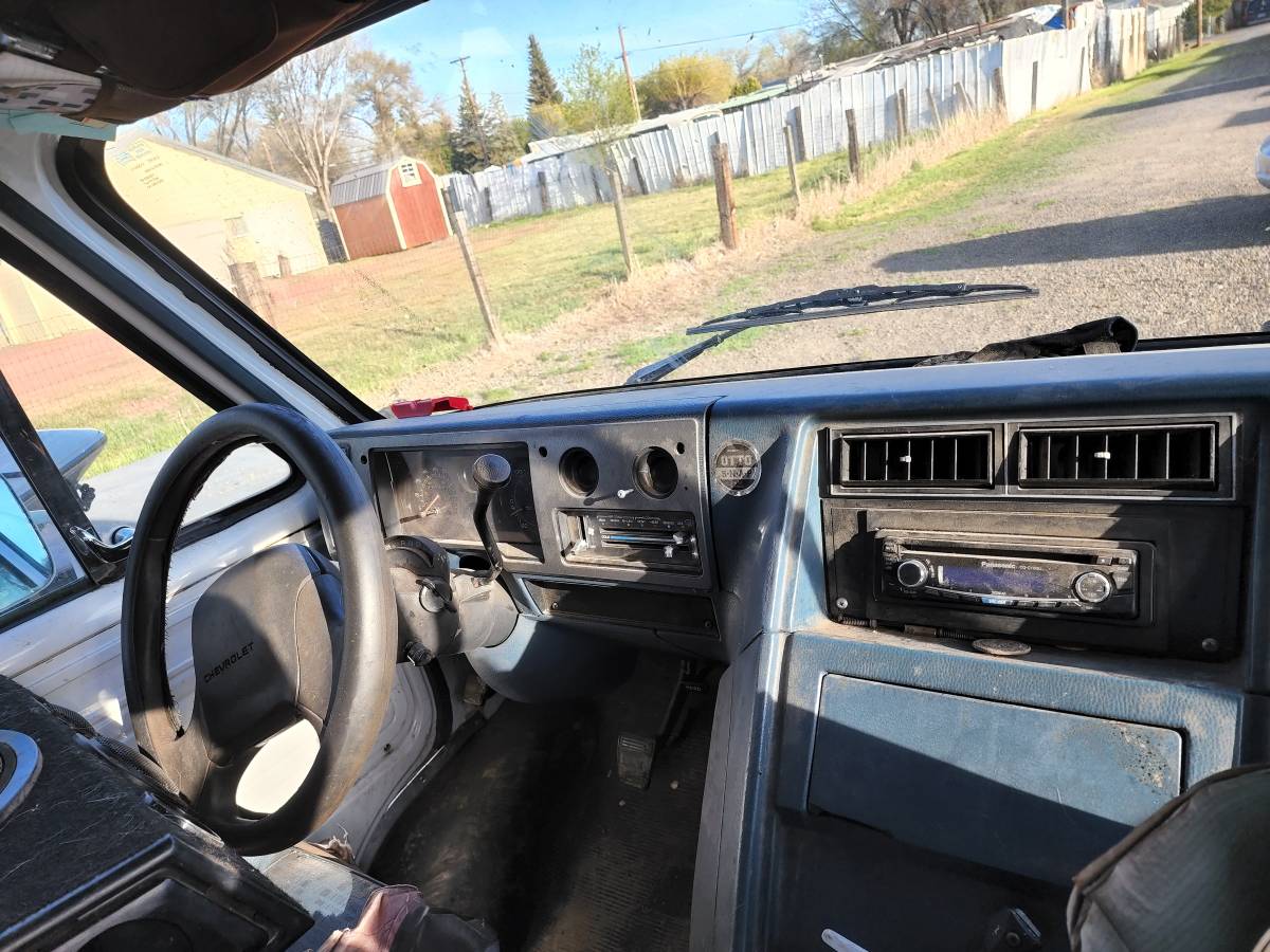 Chev-van-g10-1992-5