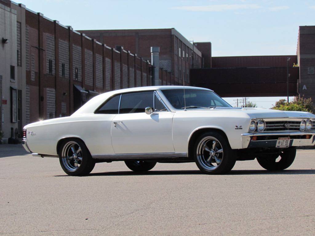 Chevelle-ss-1967-custom-12