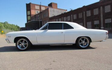 Chevelle-ss-1967-custom-5