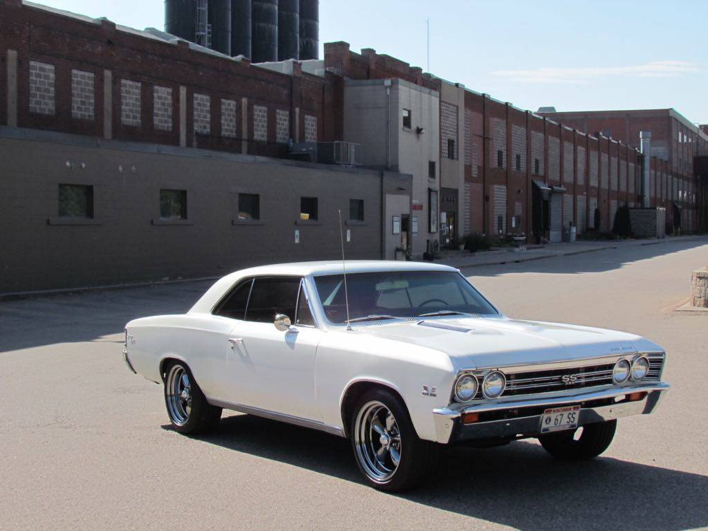 Chevelle-ss-1967-custom-9