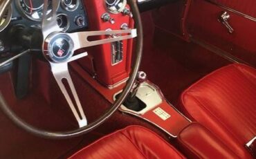 Cheverolet-corvette-stingray-1964-white-10