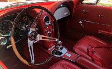 Cheverolet-corvette-stingray-1964-white-6