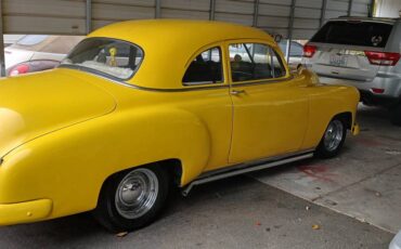 Chevolet-styline-coupe-1949-yellow-1