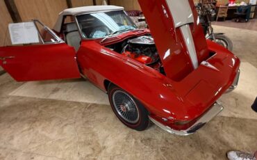 Chevorlet-corvette-1967-red