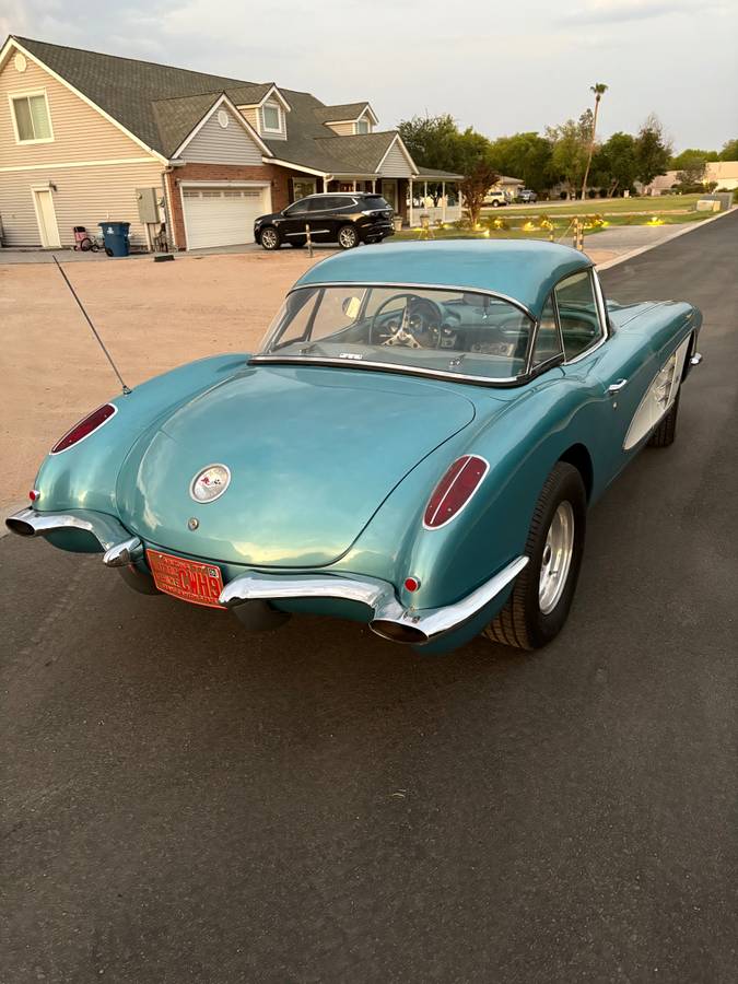 Chevroet-corvette-1959-blue-1