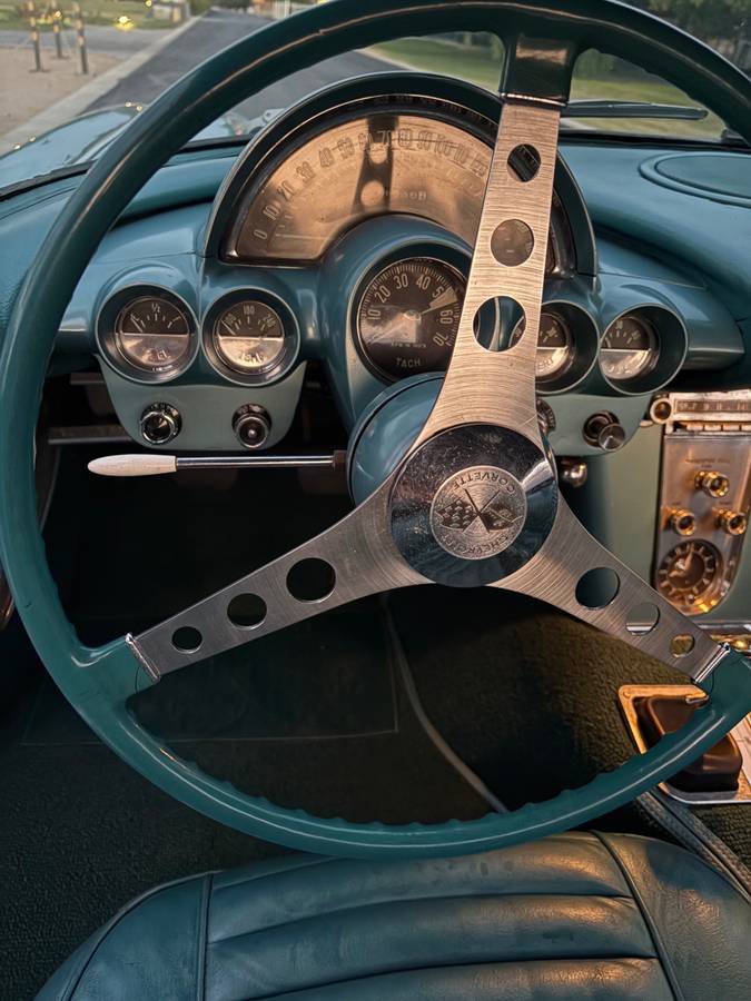 Chevroet-corvette-1959-blue-4