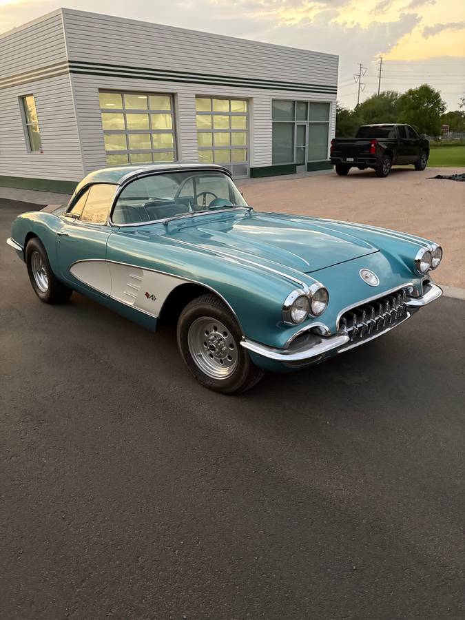 Chevroet-corvette-1959-blue
