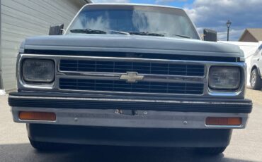 Chevroler-s-10-1991-white-2