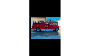 Chevrolet-1-ton-truck-1941-Red-Black-13