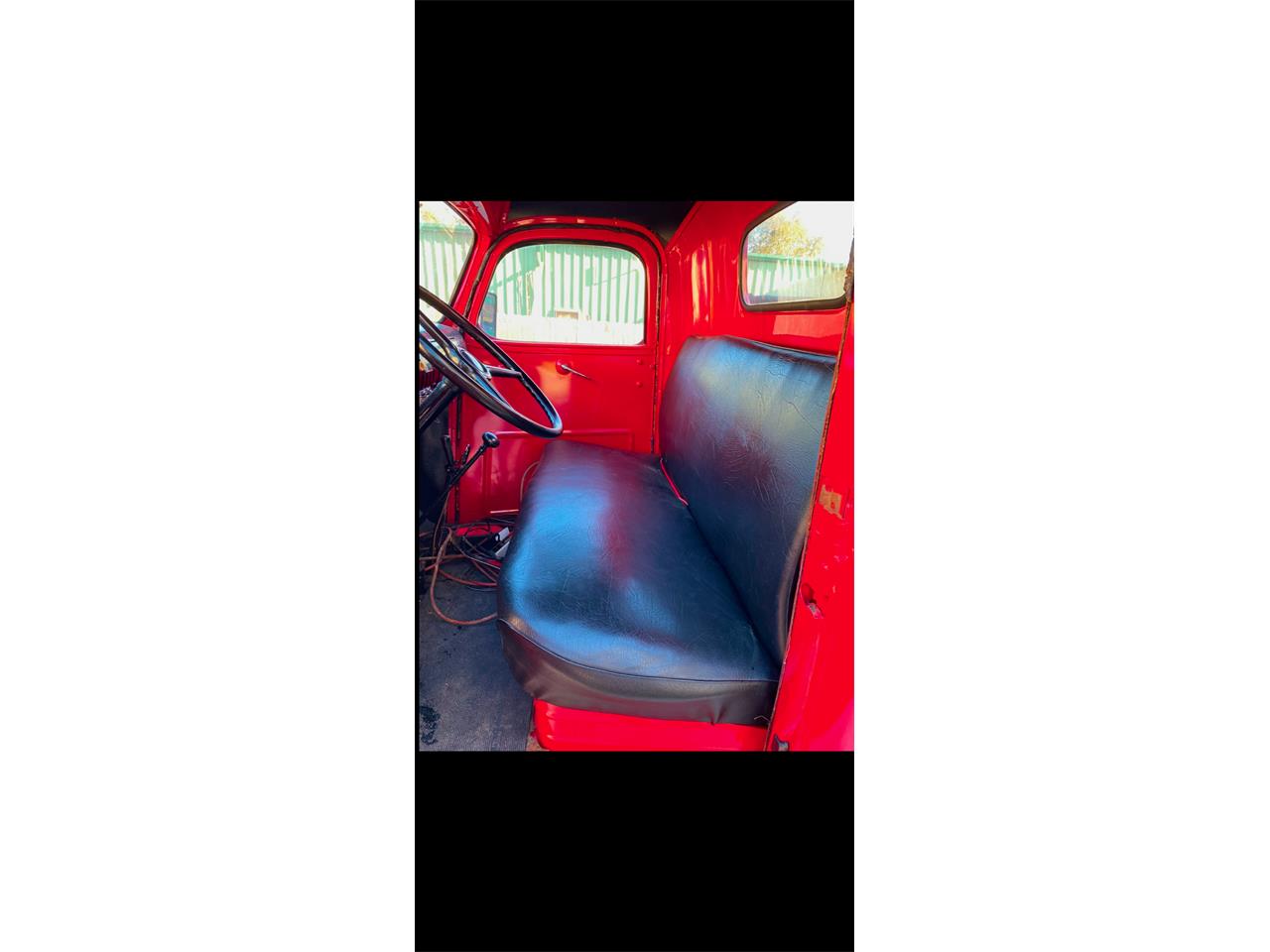 Chevrolet-1-ton-truck-1941-Red-Black-4