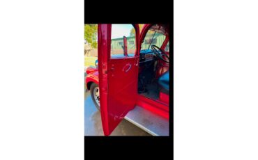Chevrolet-1-ton-truck-1941-Red-Black-9