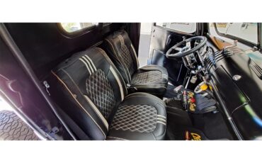 Chevrolet-12-ton-pickup-1945-Black-Black-8