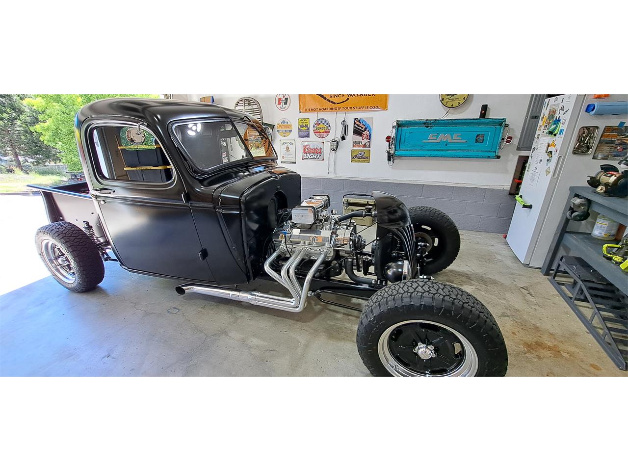 Chevrolet-12-ton-pickup-1945-Black-Black-9