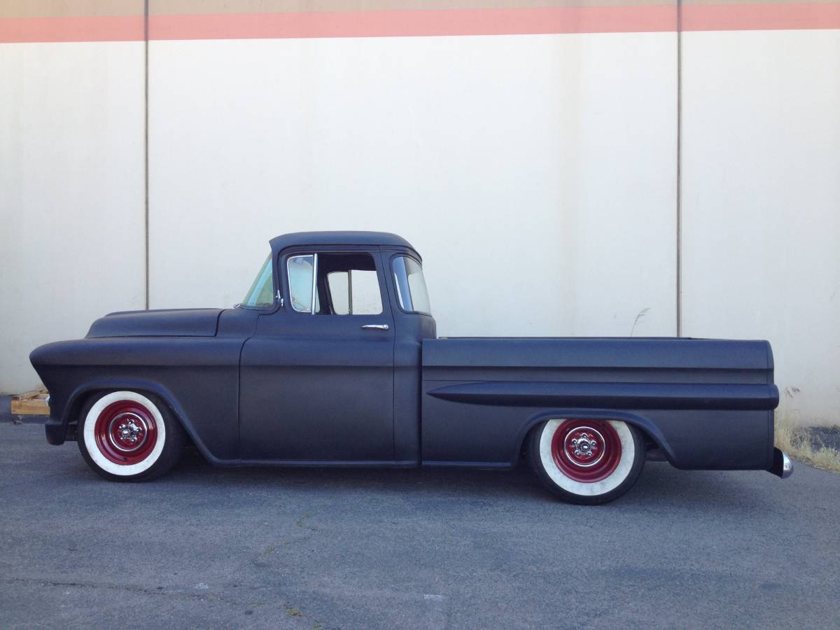 Chevrolet-12-ton-pickups-1957-black