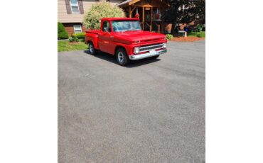 Chevrolet-12-ton-shortbox-1965-torch-red-beige