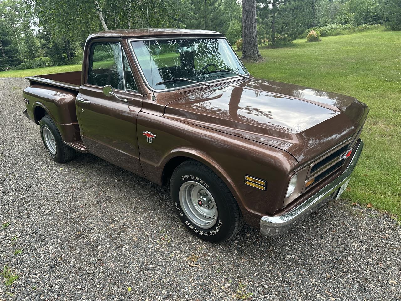 Chevrolet-12-ton-shortbox-1968-Metallic-Brown-Black-1