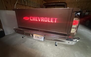 Chevrolet-12-ton-shortbox-1968-Metallic-Brown-Black-13