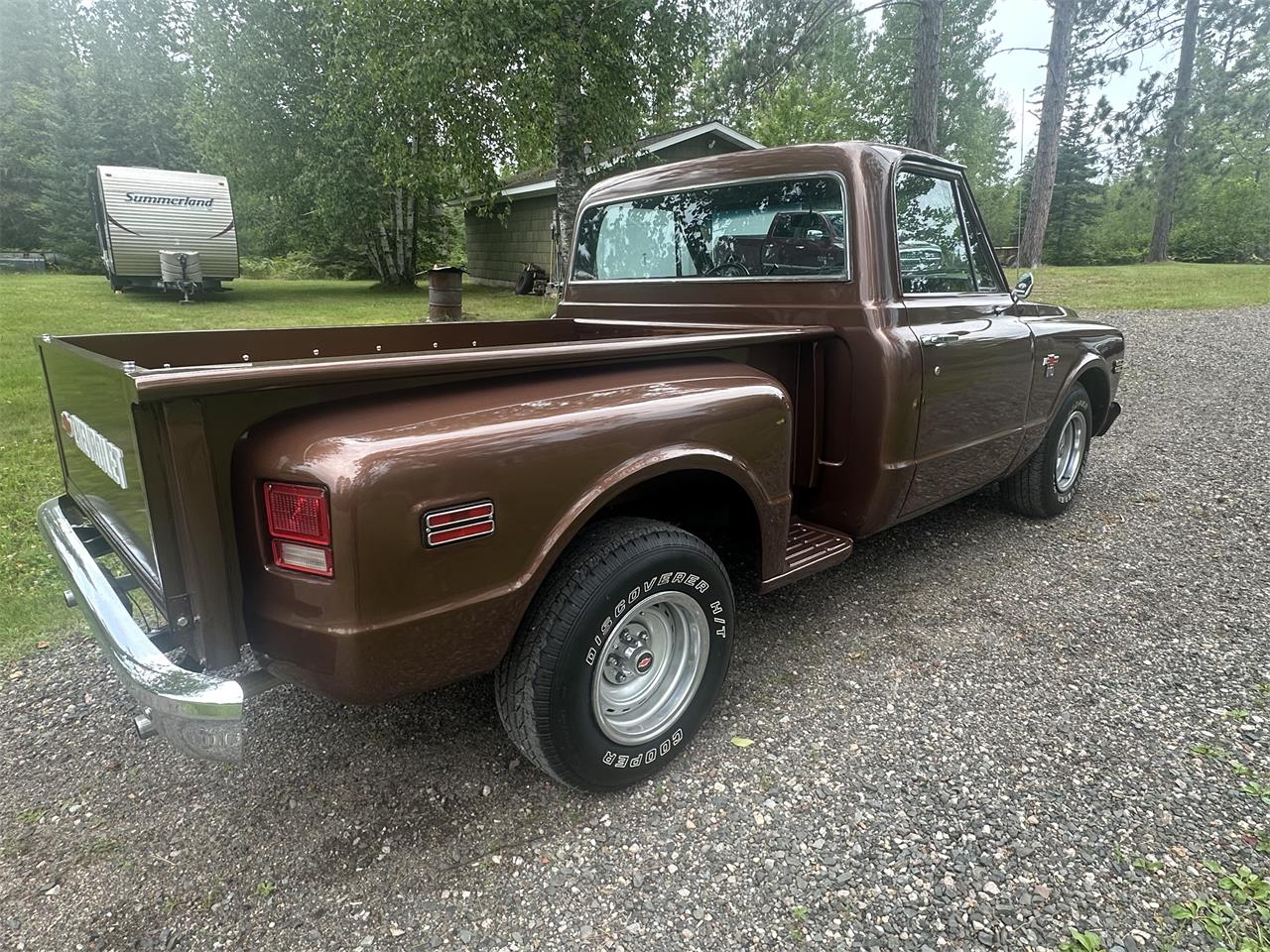 Chevrolet-12-ton-shortbox-1968-Metallic-Brown-Black-2