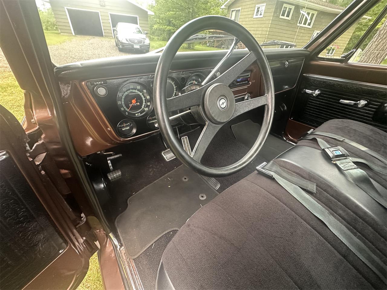 Chevrolet-12-ton-shortbox-1968-Metallic-Brown-Black-7