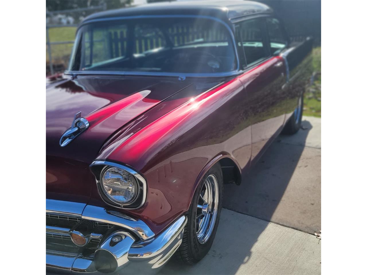 Chevrolet-150-1957-2-tone-randy-apple3-Black-amp-burgundy-18