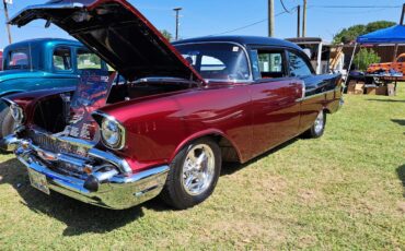 Chevrolet-150-1957-2-tone-randy-apple3-Black-amp-burgundy-2
