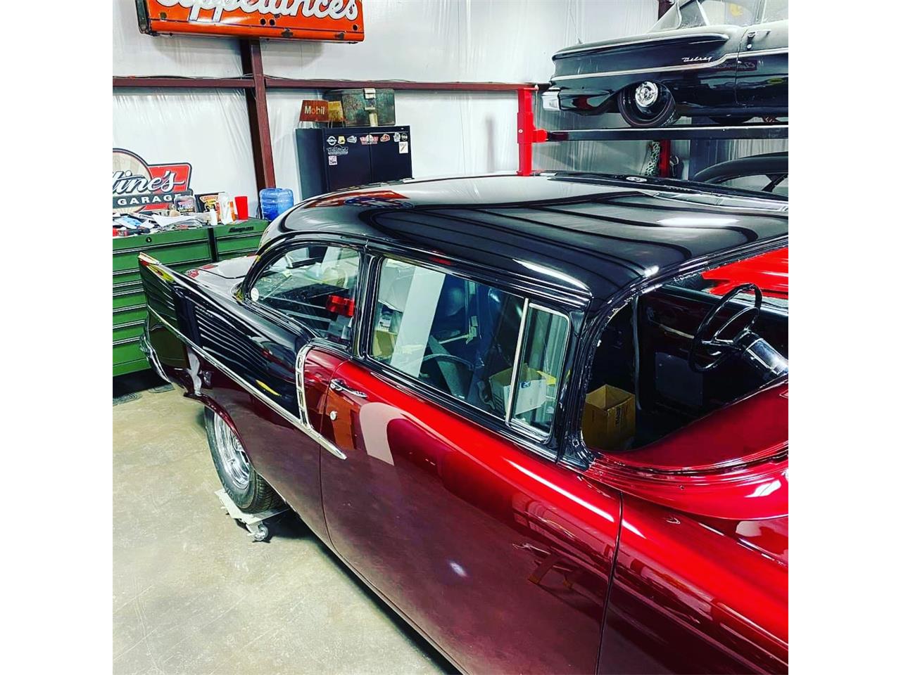 Chevrolet-150-1957-2-tone-randy-apple3-Black-amp-burgundy-9