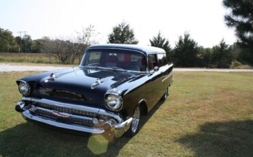 Chevrolet-150-1957-Black-Red-Gray-and-Black-1