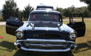 Chevrolet-150-1957-Black-Red-Gray-and-Black-10