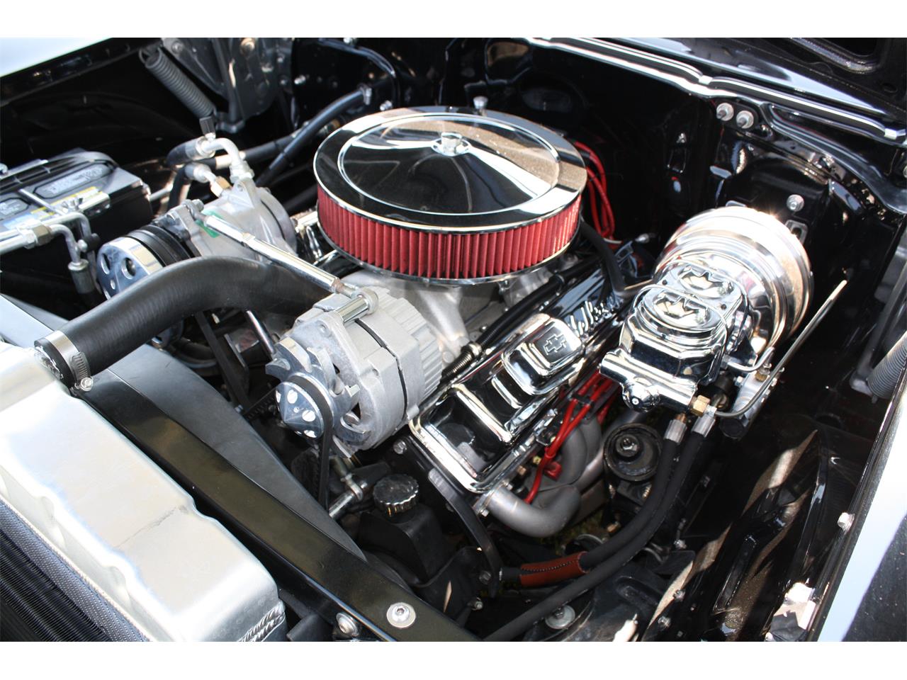 Chevrolet-150-1957-Black-Red-Gray-and-Black-25