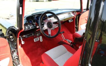 Chevrolet-150-1957-Black-Red-Gray-and-Black-3