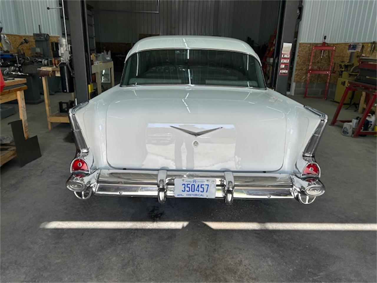 Chevrolet-150-1957-Black-Widow-Blackracing-tweed-46
