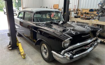 Chevrolet-150-1957-Black-Widow-Blackracing-tweed-9