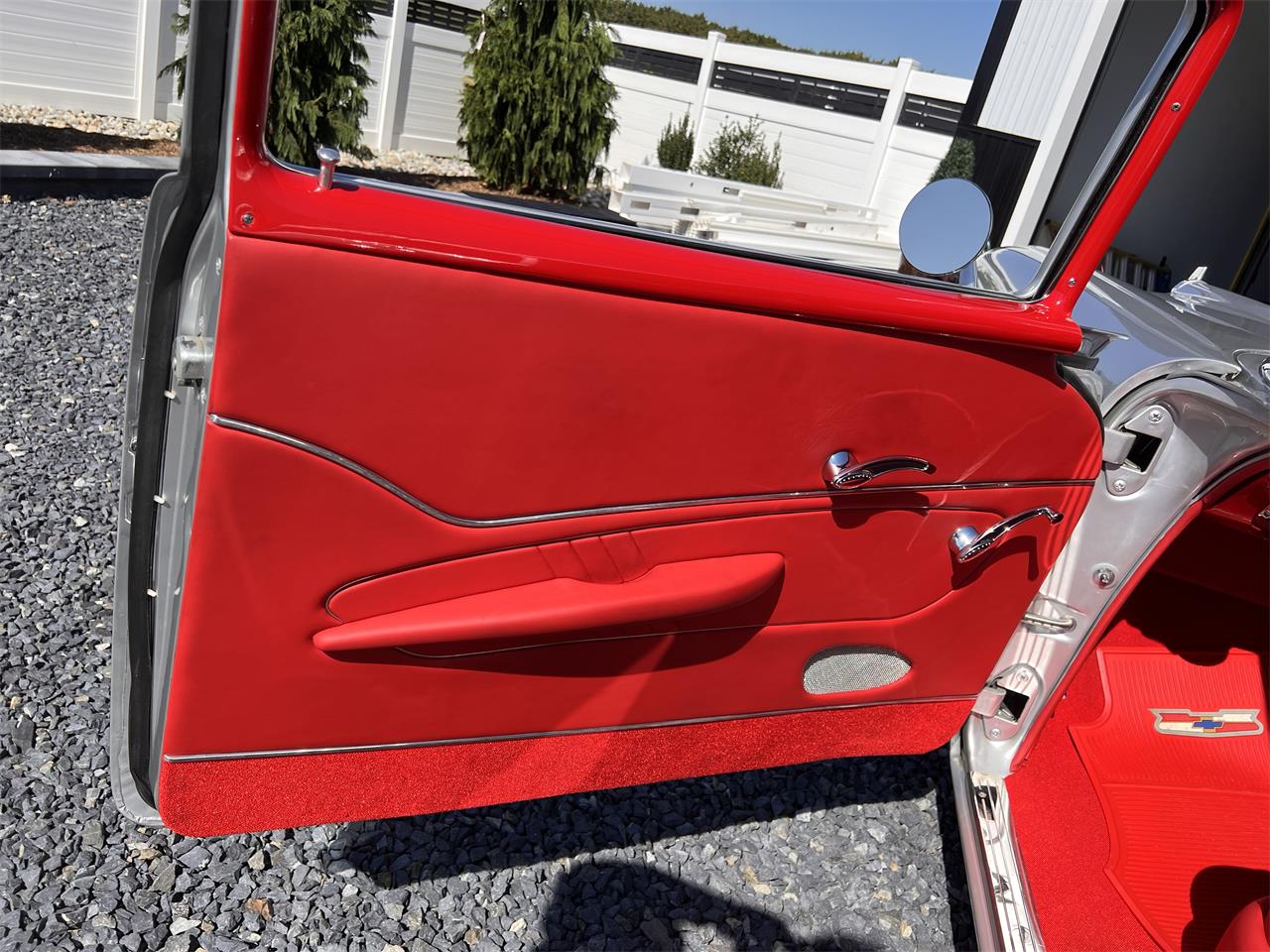 Chevrolet-150-1957-Silver-Red-10