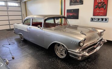 Chevrolet-150-1957-Silver-Red-15
