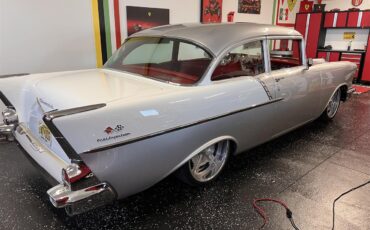 Chevrolet-150-1957-Silver-Red-17
