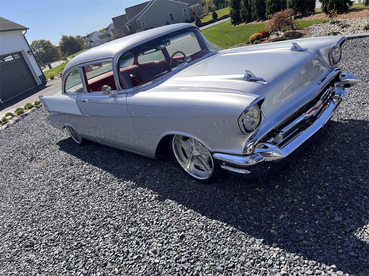 Chevrolet-150-1957-Silver-Red-3