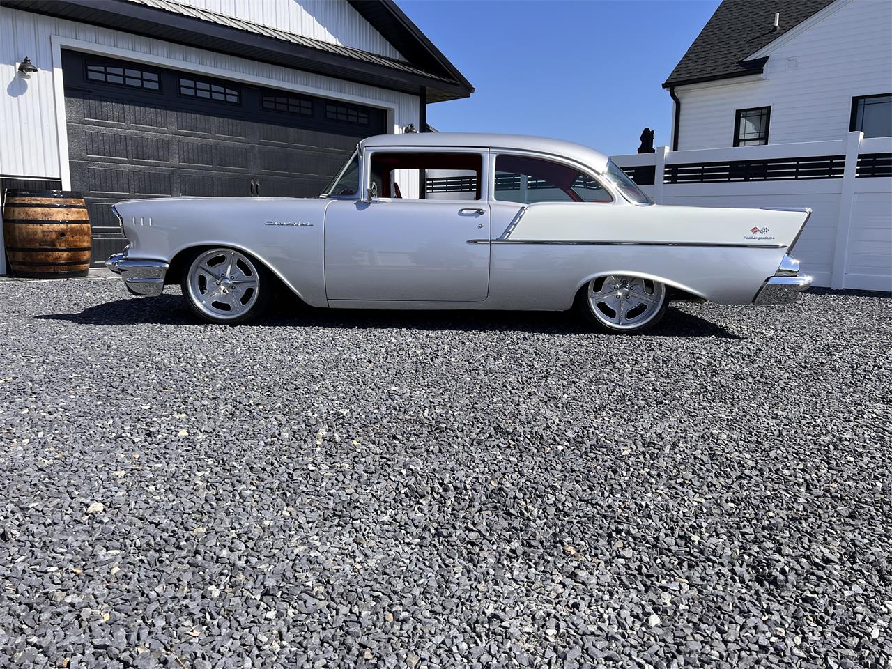 Chevrolet-150-1957-Silver-Red-5