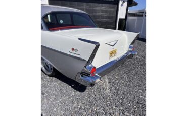 Chevrolet-150-1957-Silver-Red-8