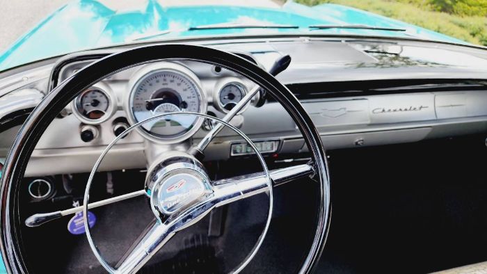 Chevrolet-150-1957-Tropical-Turquoise-Black-Light-Gray-5