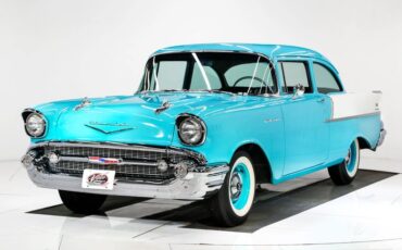 Chevrolet-150-1957-Tropical-Turquoise-Gray-And-Black-18