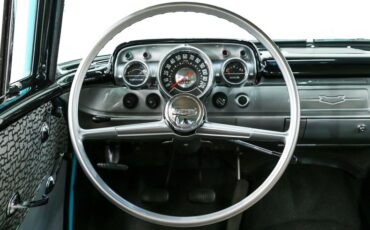 Chevrolet-150-1957-Tropical-Turquoise-Gray-And-Black-20