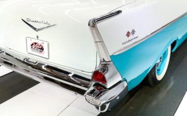 Chevrolet-150-1957-Tropical-Turquoise-Gray-And-Black-44
